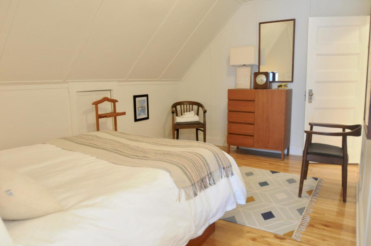 Napier House Apartment Campbellton Bagian luar foto